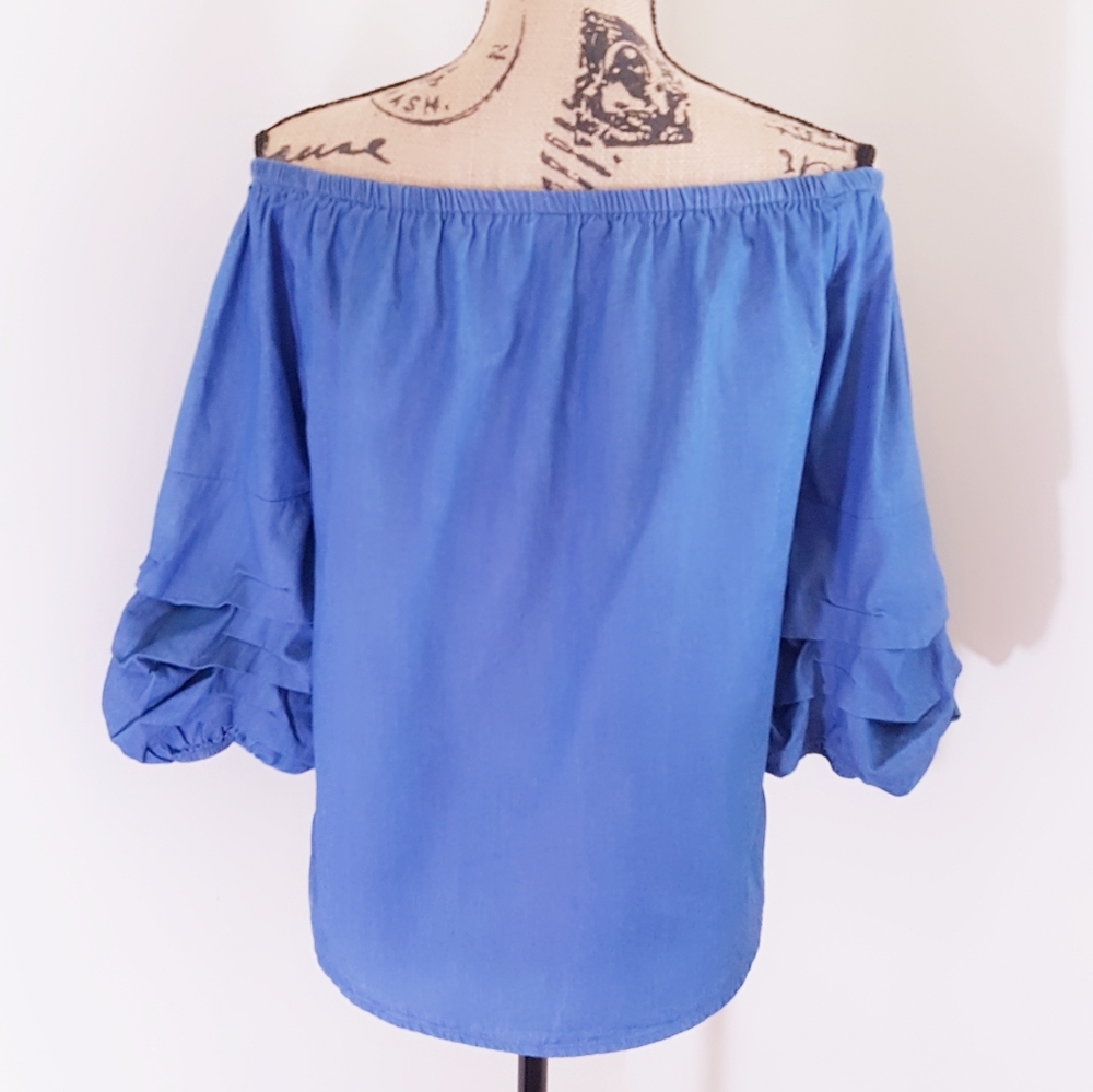 Off Shoulder Blouse - Picture 3 of 8